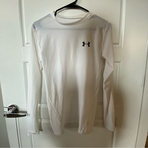Fitted long sleeve shirt
